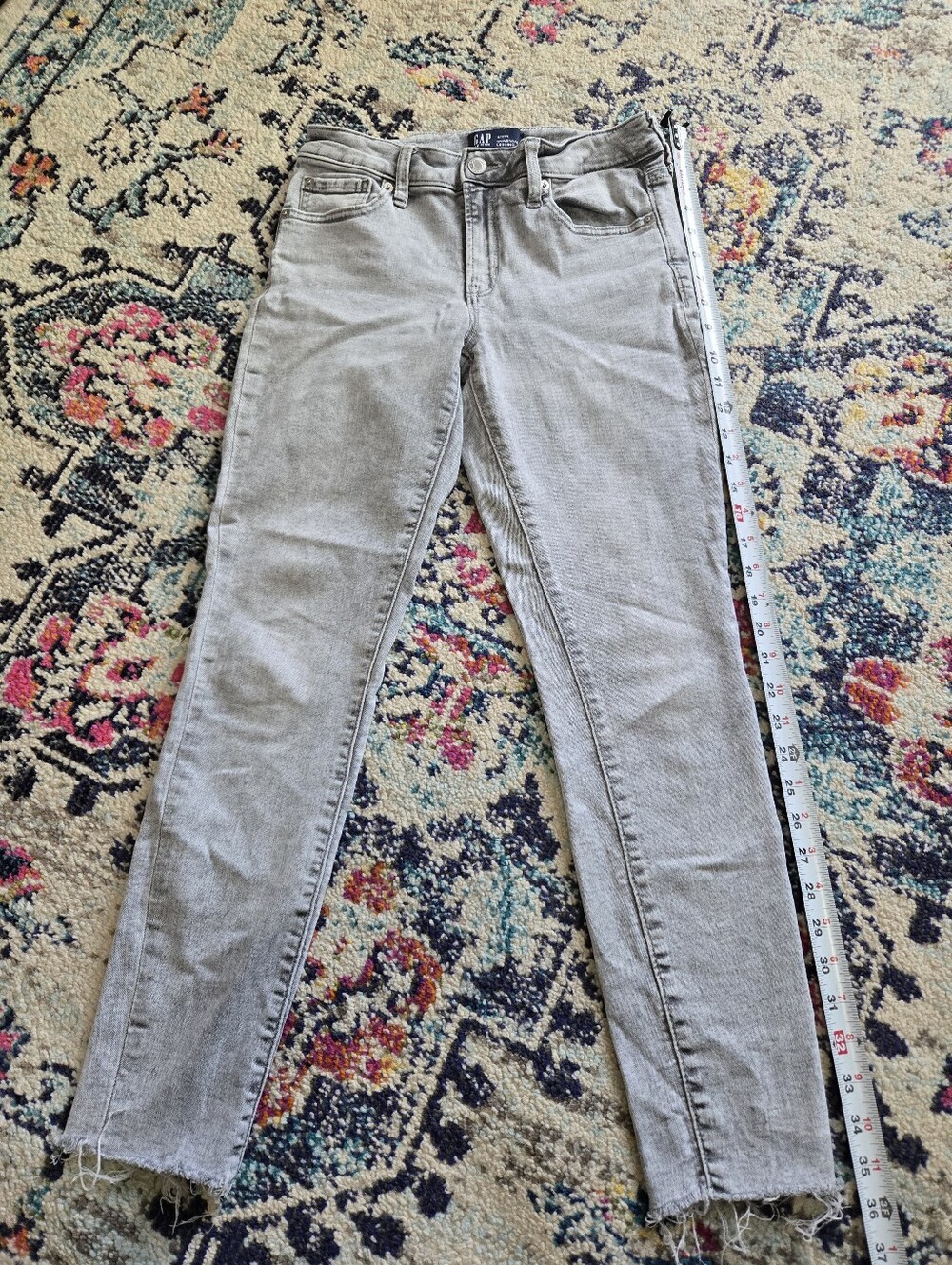 GAP Women's Light Gray Skinny Jeans